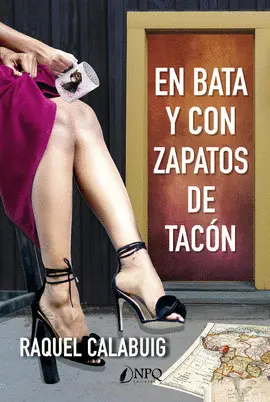EN BATA Y CON ZAPATOS DE TACON EN BATA Y CON ZAPATOS DE TACON