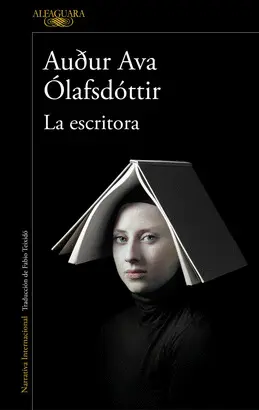 LA ESCRITORA LA ESCRITORA
