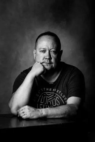 Lunes 5 de Enero Firma Hipólito Sánchez 